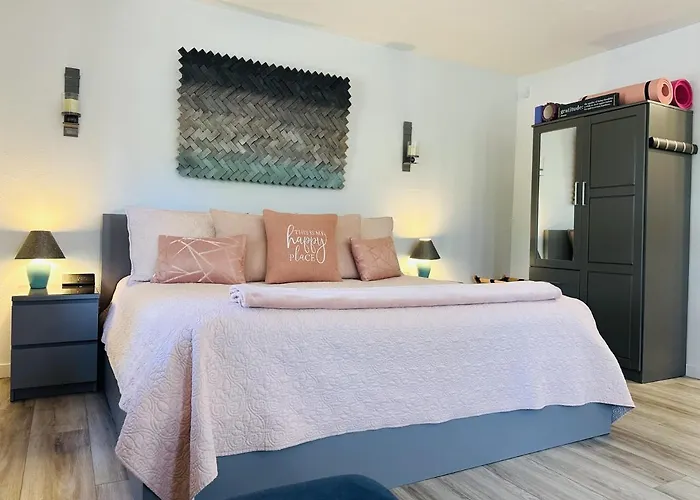 Red Rock Escape - Cozy King Bed & Gardens, Trails, Views, Red Rock Pass Hébergement de vacances Sedona
