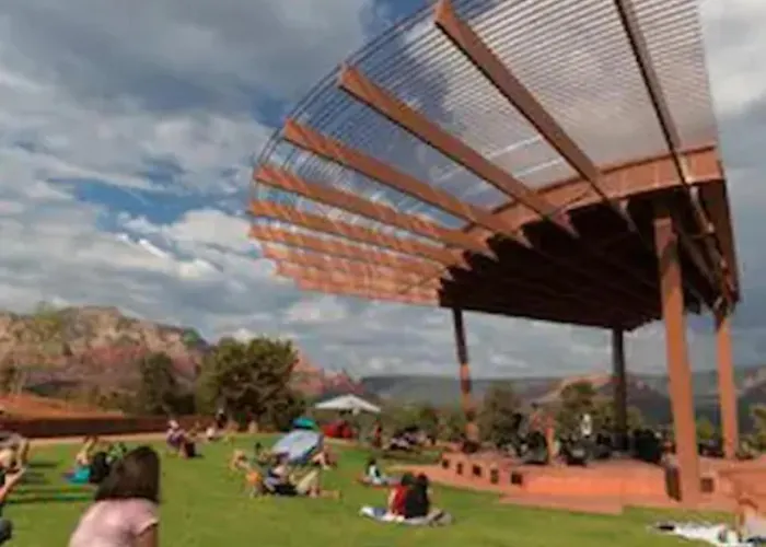 Red Rock Escape - Cozy King Bed & Gardens, Trails, Views, Red Rock Pass