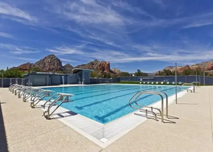 Red Rock Escape - Cozy King Bed & Gardens, Trails, Views, Red Rock Pass Hébergement de vacances Sedona