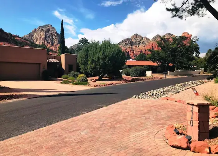 Hébergement de vacances Red Rock Escape - Cozy King Bed & Gardens, Trails, Views, Red Rock Pass Sedona